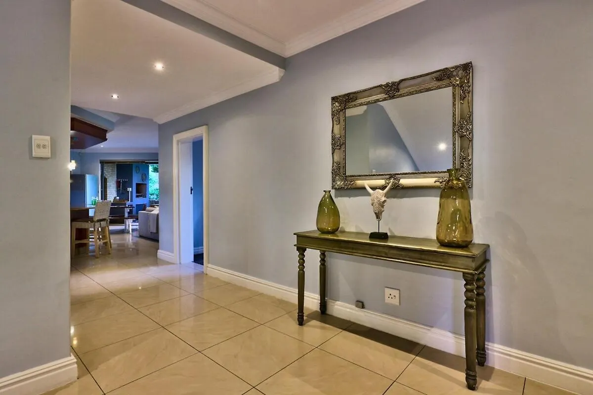 Tranquil Family Escape Spacious Home & Garden Kapstadt Südafrika