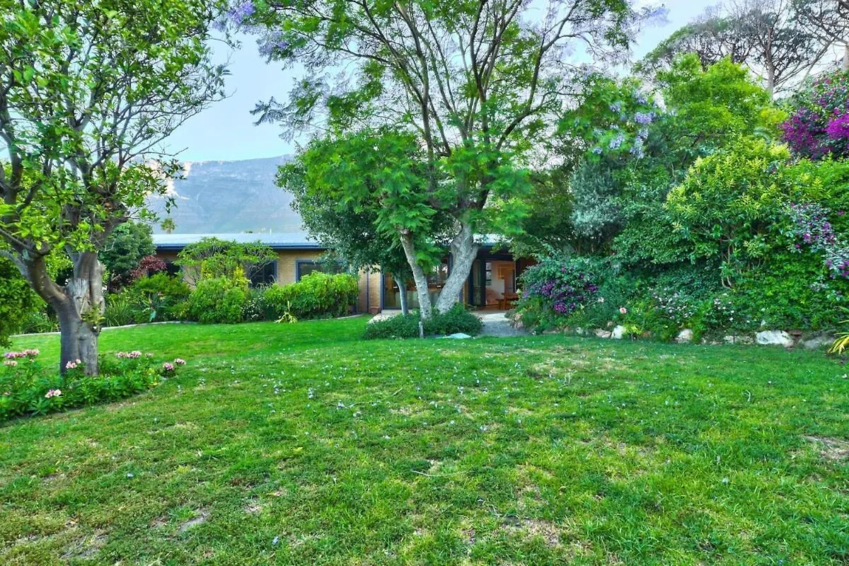 Tranquil Family Escape Spacious Home & Garden Cape Town Tatil Evi